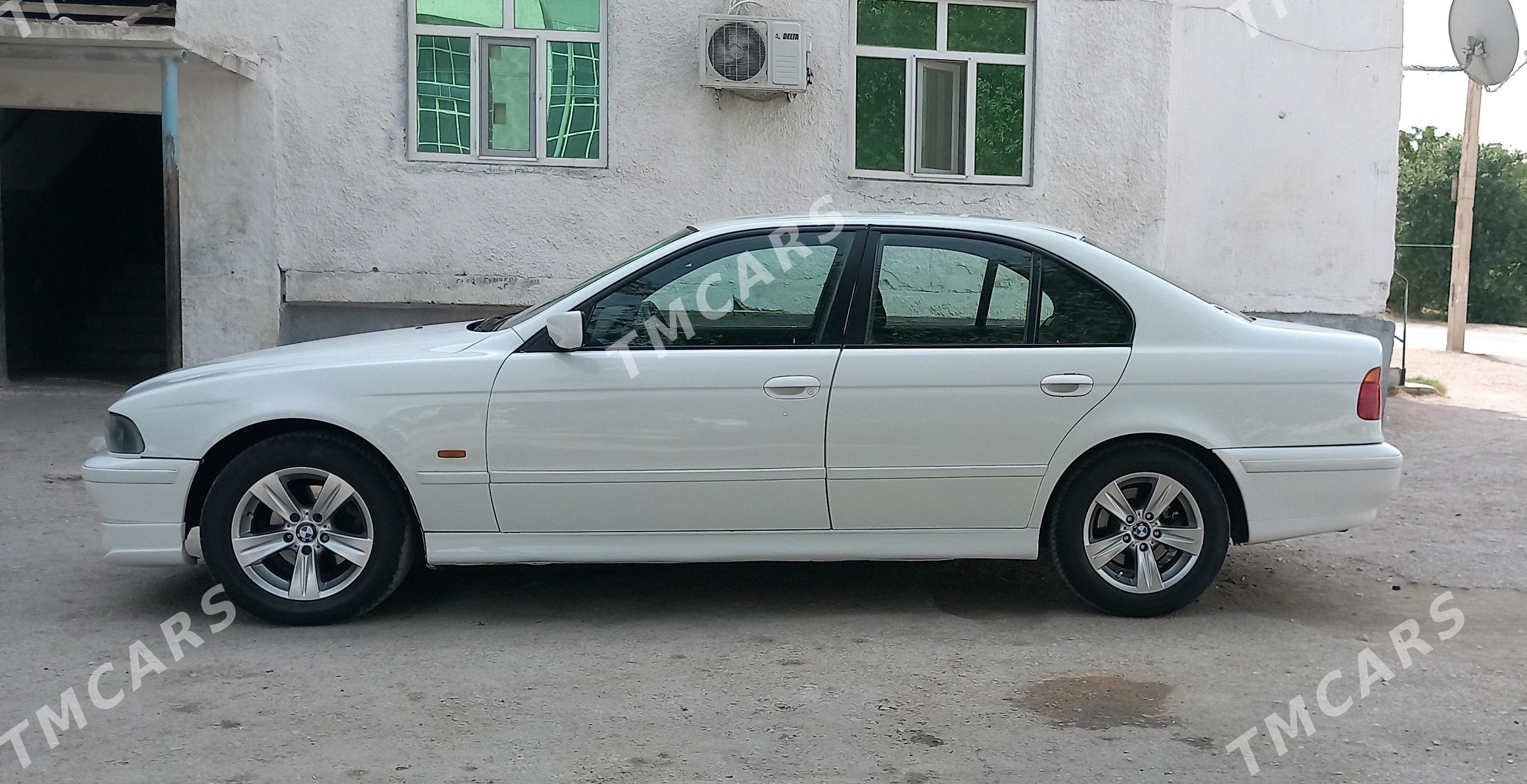 BMW 528 1996 - 65 000 TMT - Balkanabat - img 4