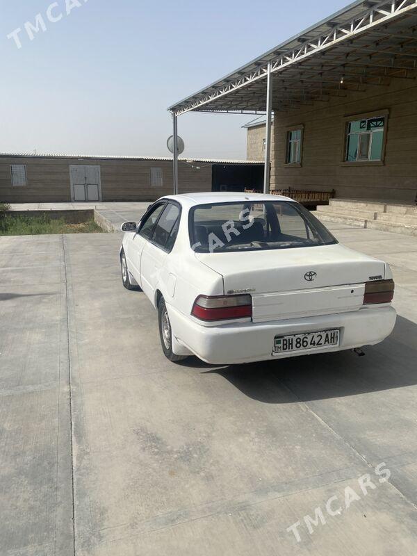 Toyota Corolla 1996 - 40 000 TMT - Серахс - img 2