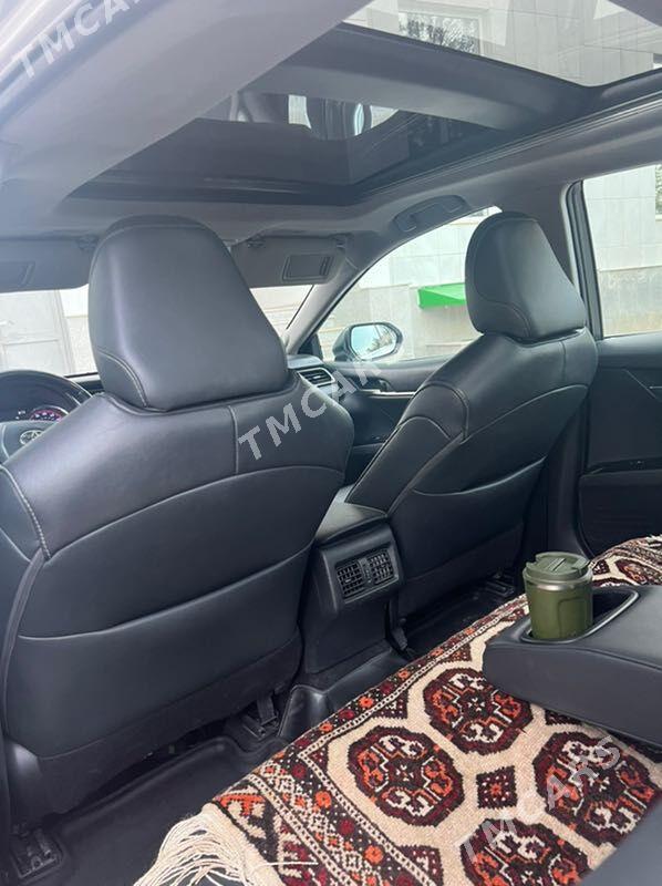 Toyota Camry 2019 - 365 000 TMT - Aşgabat - img 6