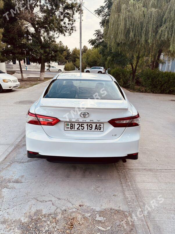 Toyota Camry 2018 - 250 000 TMT - Aşgabat - img 2