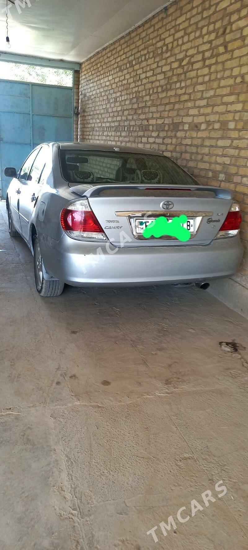 Toyota Camry 2002 - 118 000 TMT - Halaç - img 2