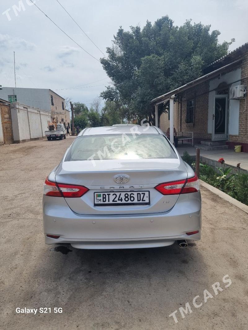 Toyota Camry 2019 - 215 000 TMT - Дашогуз - img 4