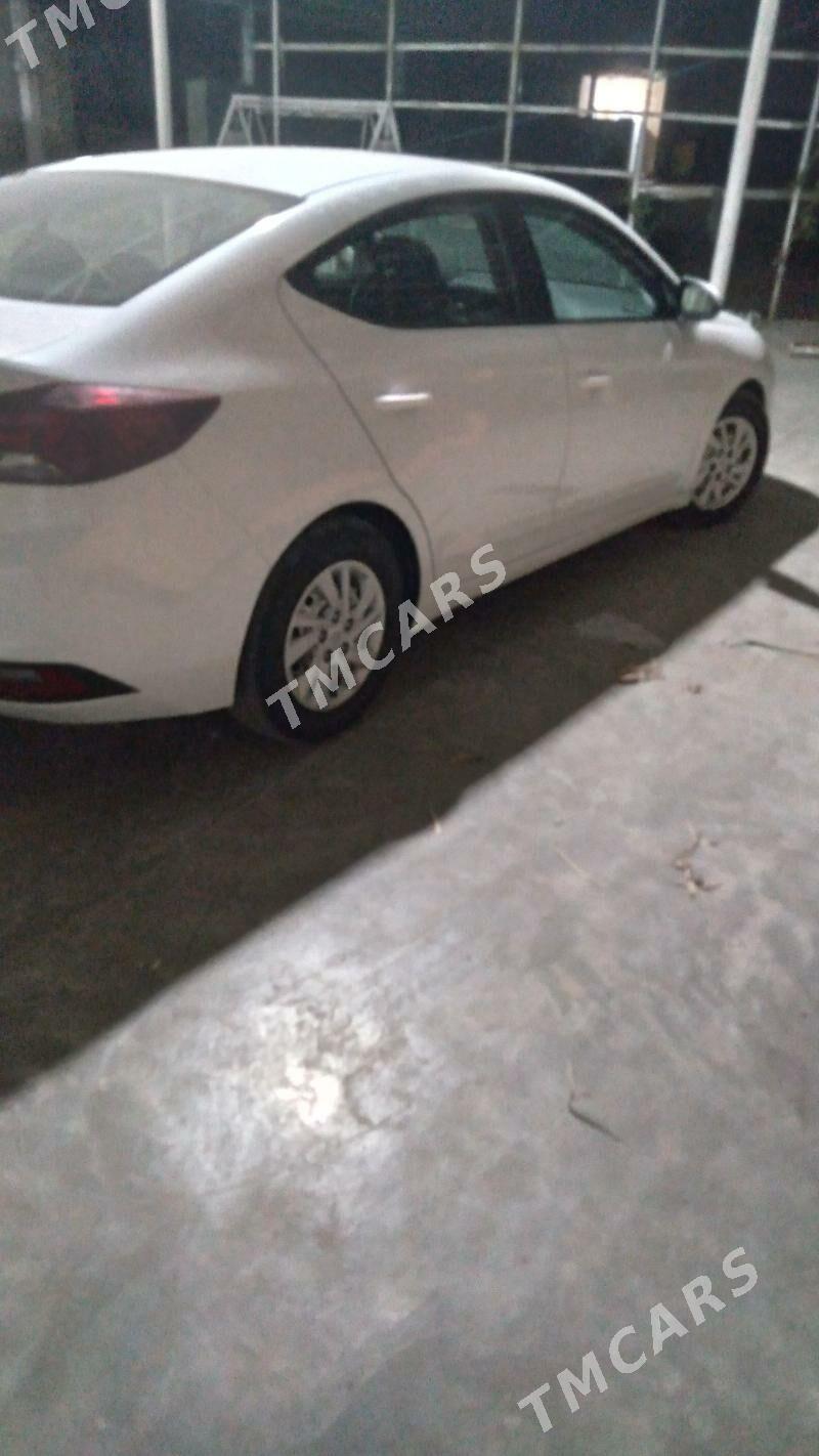 Hyundai Elantra 2019 - 180 000 TMT - Ашхабад - img 3