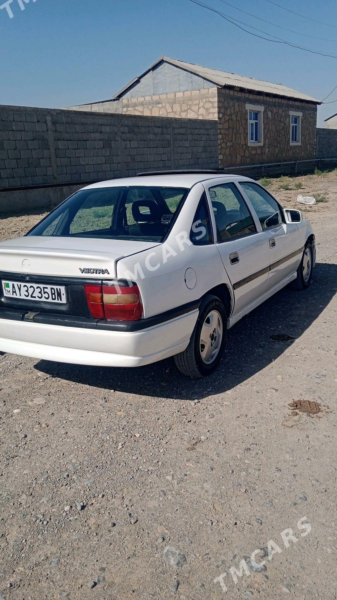 Opel Vectra 1993 - 30 000 TMT - Gyzylarbat - img 2