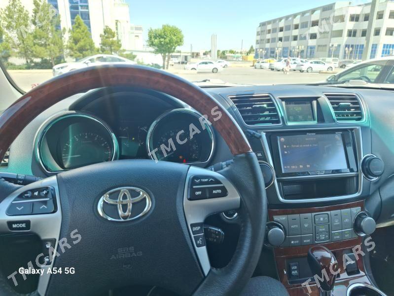 Toyota Highlander 2013 - 340 000 TMT - Ашхабад - img 9