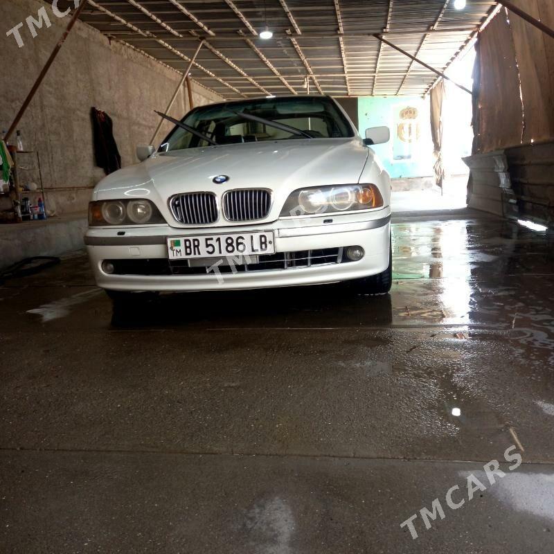 BMW E39 2002 - 110 000 TMT - Farap - img 5