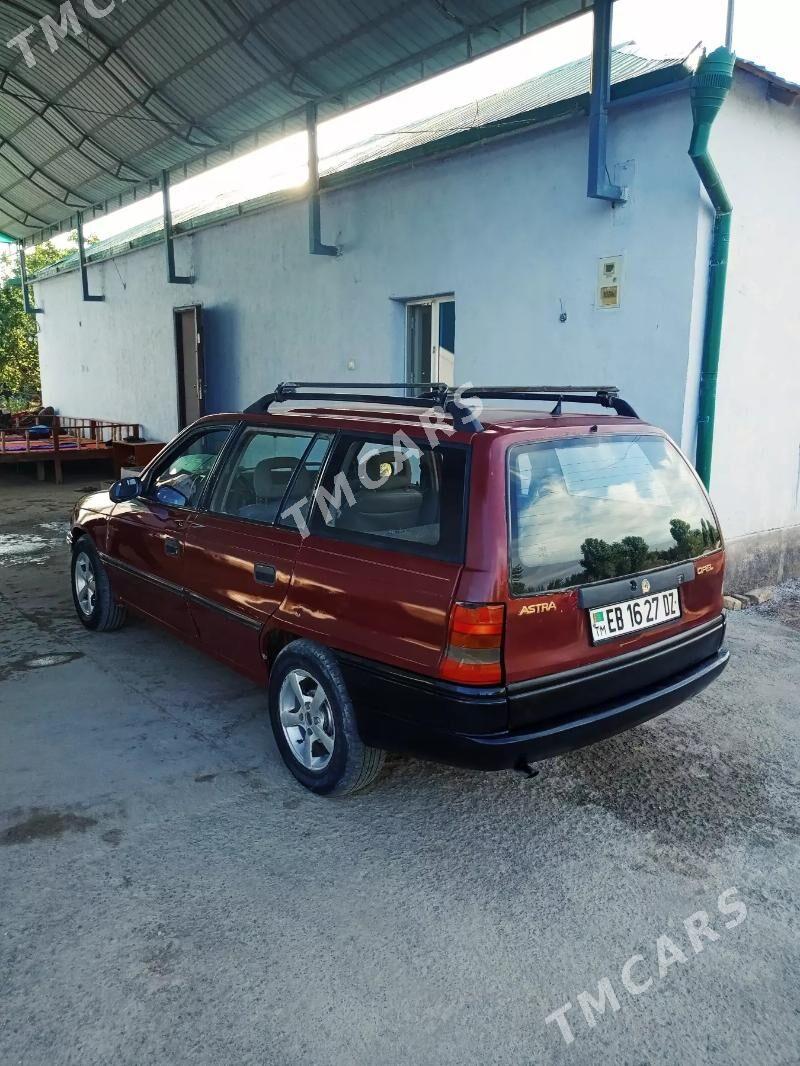 Opel Astra 1992 - 23 000 TMT - Губадаг - img 2