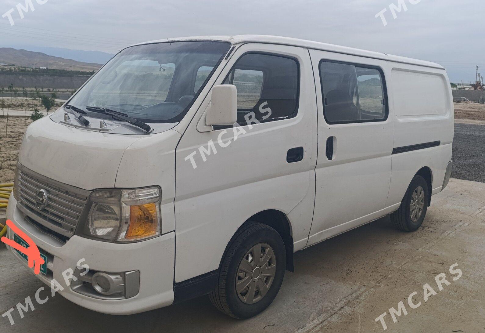 Nissan Urvan 2007 - 129 000 TMT - Ак-Бугдайский этрап - img 3