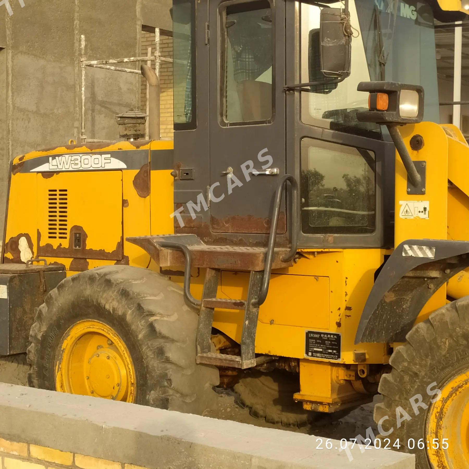 XCMG LW300F 2012 - 440 000 TMT - Дянев - img 3