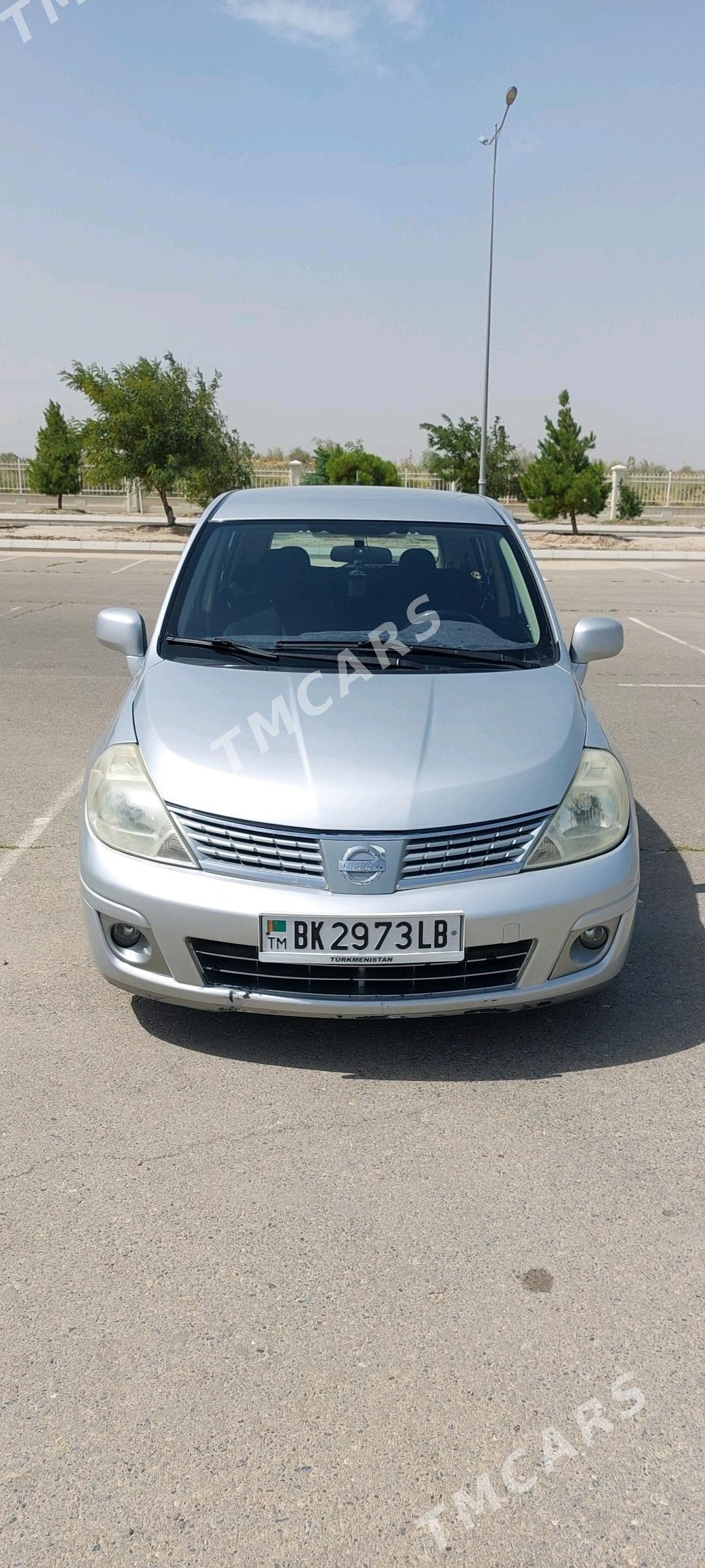 Nissan Versa 2010 - 88 000 TMT - Туркменабат - img 3