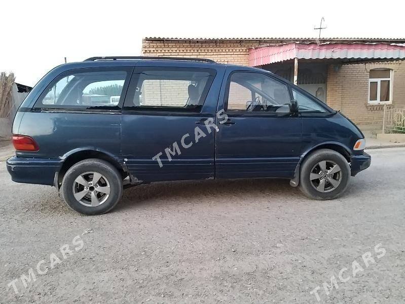 Toyota Previa 1991 - 60 000 TMT - Çärjew - img 3