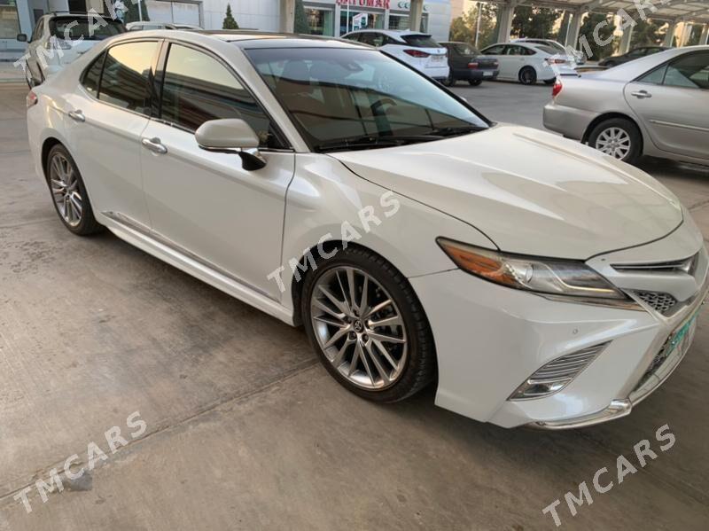 Toyota Camry 2018 - 330 000 TMT - Мары - img 3