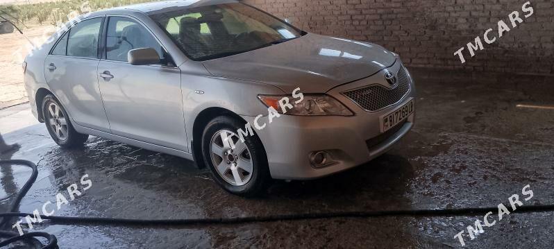 Toyota Camry 2011 - 130 000 TMT - Достлук - img 2