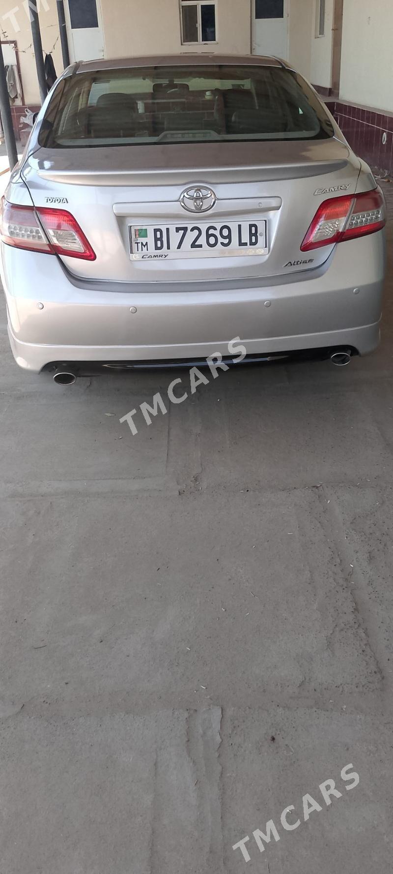 Toyota Camry 2011 - 130 000 TMT - Достлук - img 8