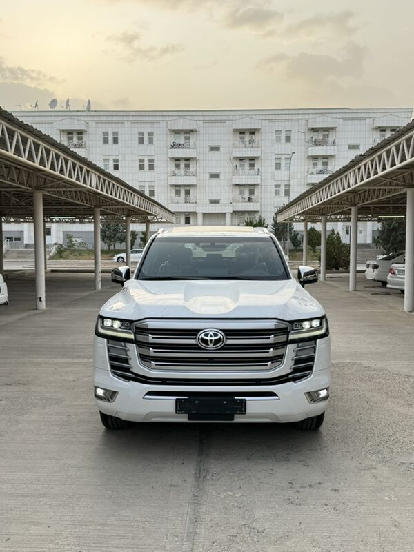 Toyota Land Cruiser 2023 - 1 635 000 TMT - Aşgabat - img 3