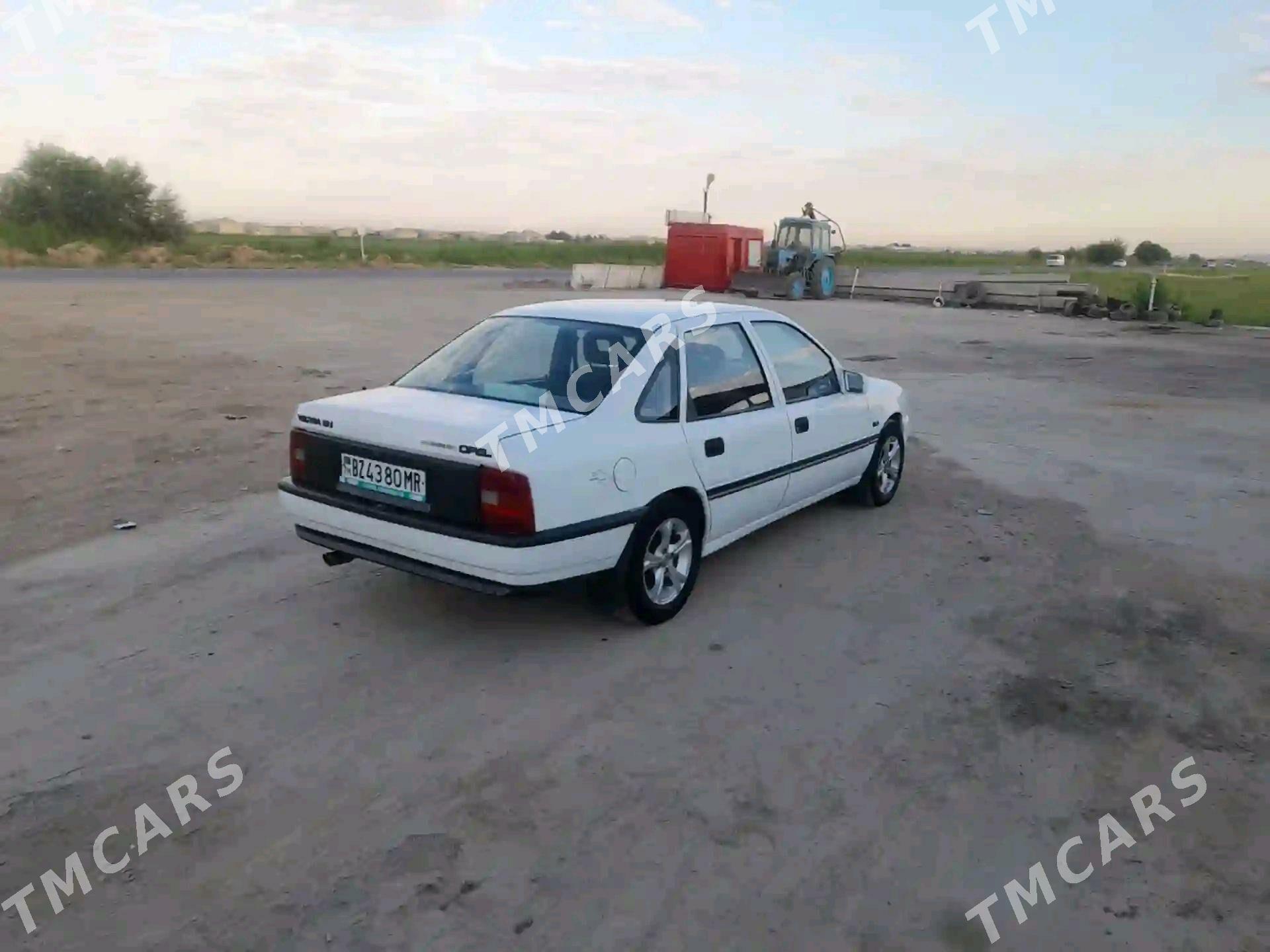 Opel Vectra 1990 - 24 000 TMT - Мары - img 3