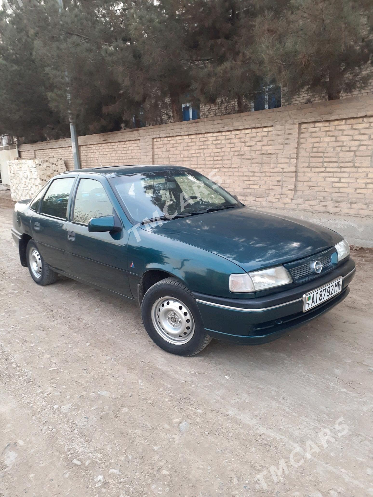 Opel Vectra 1994 - 35 000 TMT - Сакарчага - img 2