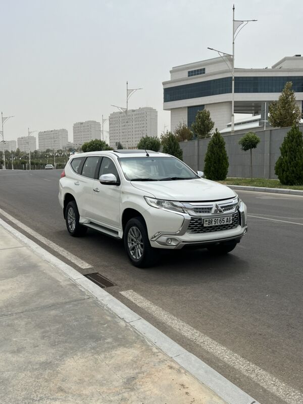 Mitsubishi Montero 2019 - 400 000 TMT - Aşgabat - img 8