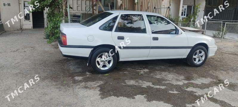 Opel Vectra 1992 - 38 000 TMT - Мары - img 8