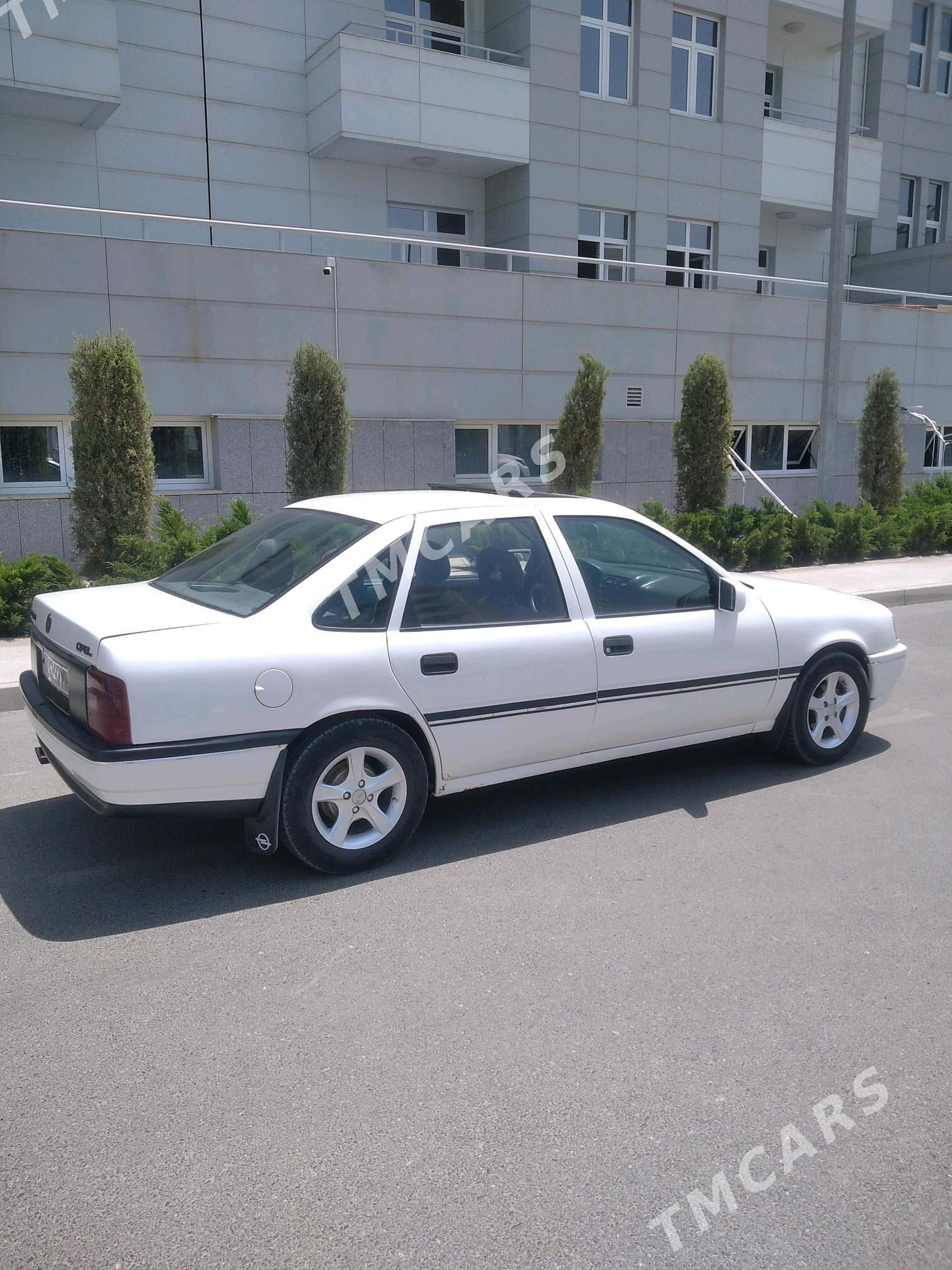 Opel Vectra 1992 - 31 000 TMT - Mary - img 2