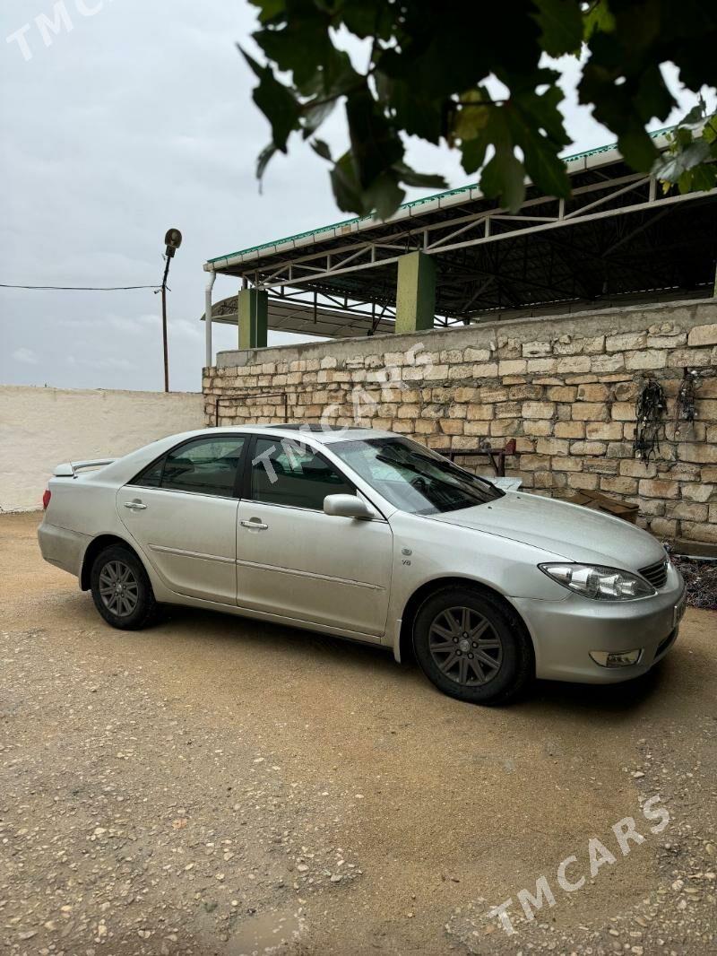 Toyota Camry 2005 - 175 000 TMT - Балканабат - img 3