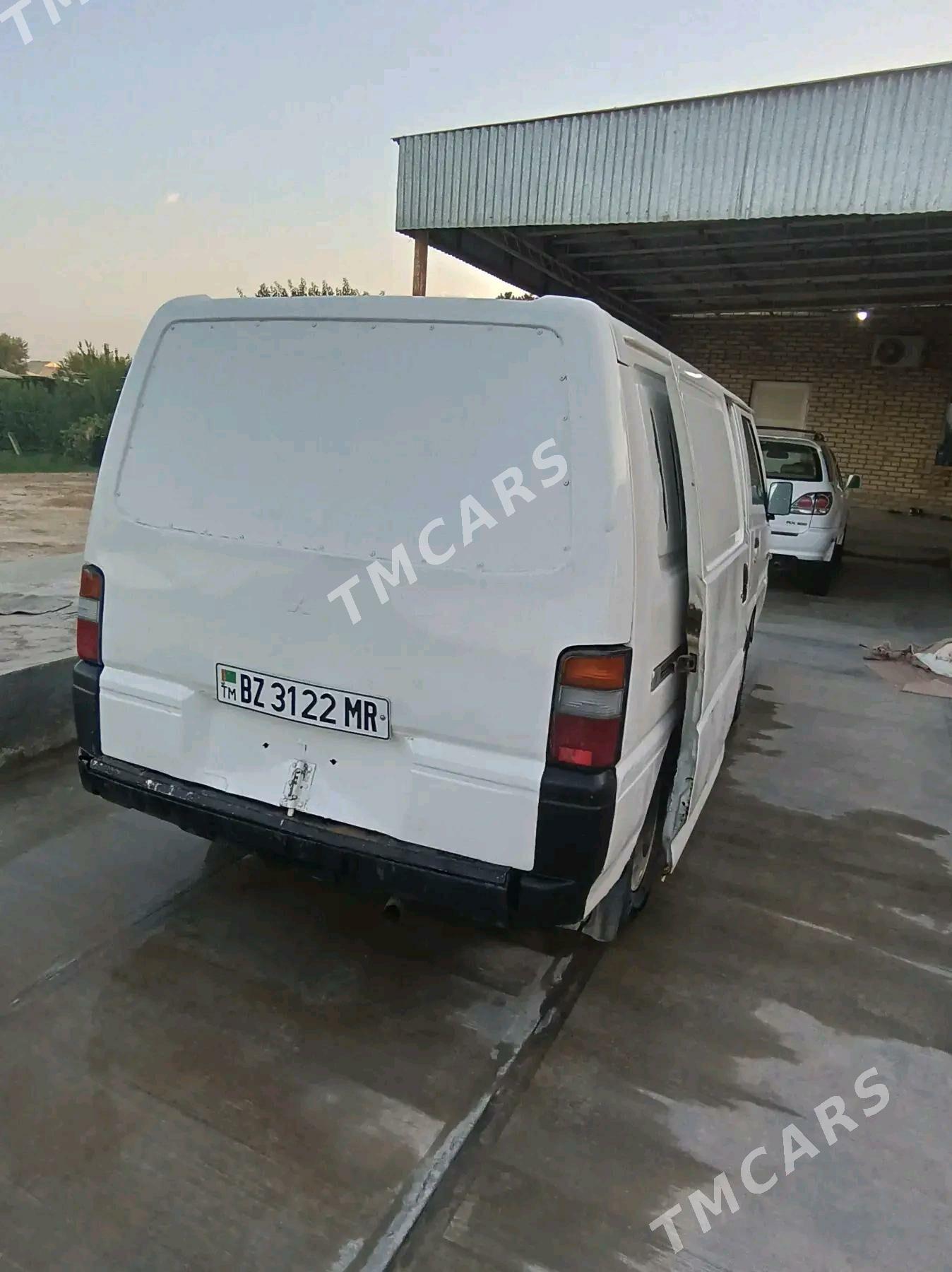 Toyota Hiace 2004 - 45 000 TMT - Sakarçäge - img 4