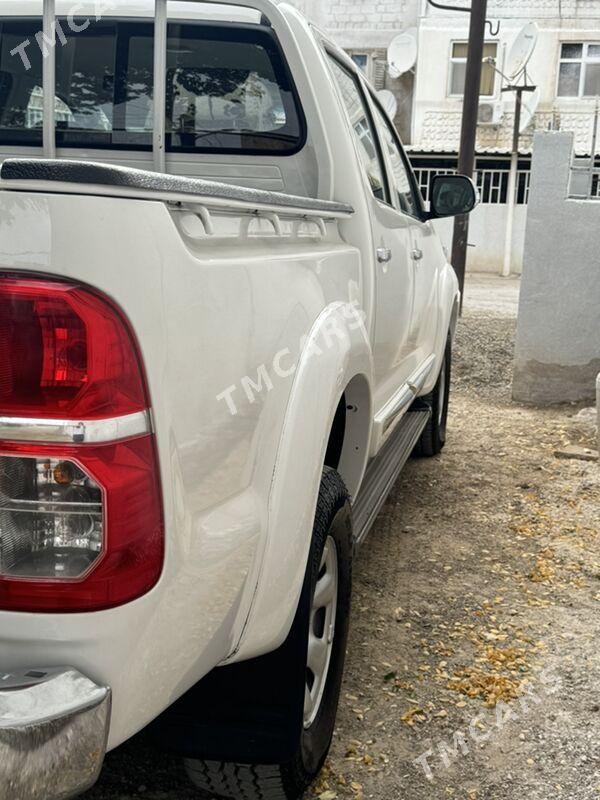 Toyota Hilux 2013 - 300 000 TMT - Türkmenbaşy - img 4