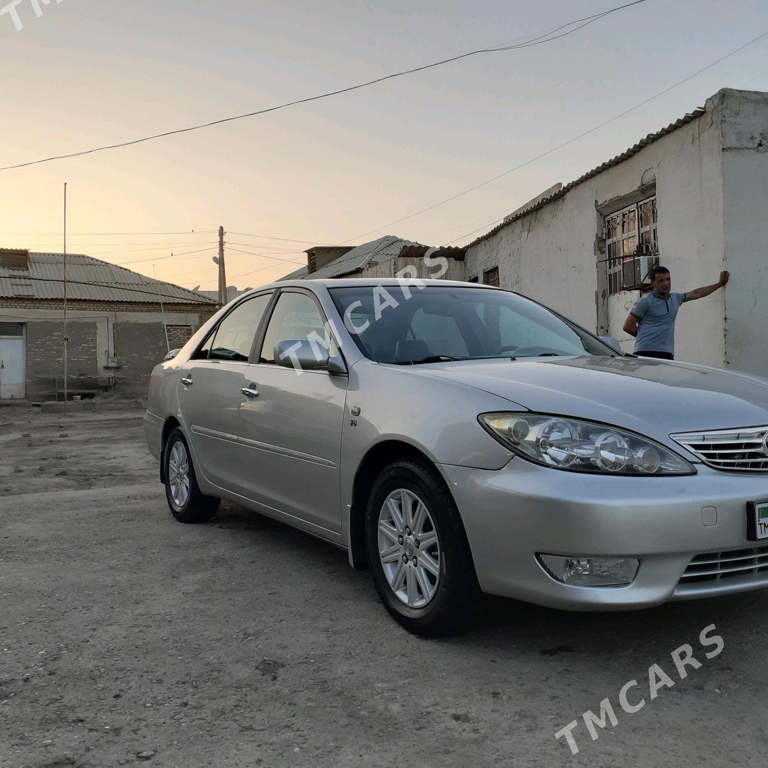 Toyota Camry 2002 - 130 000 TMT - Мары - img 3