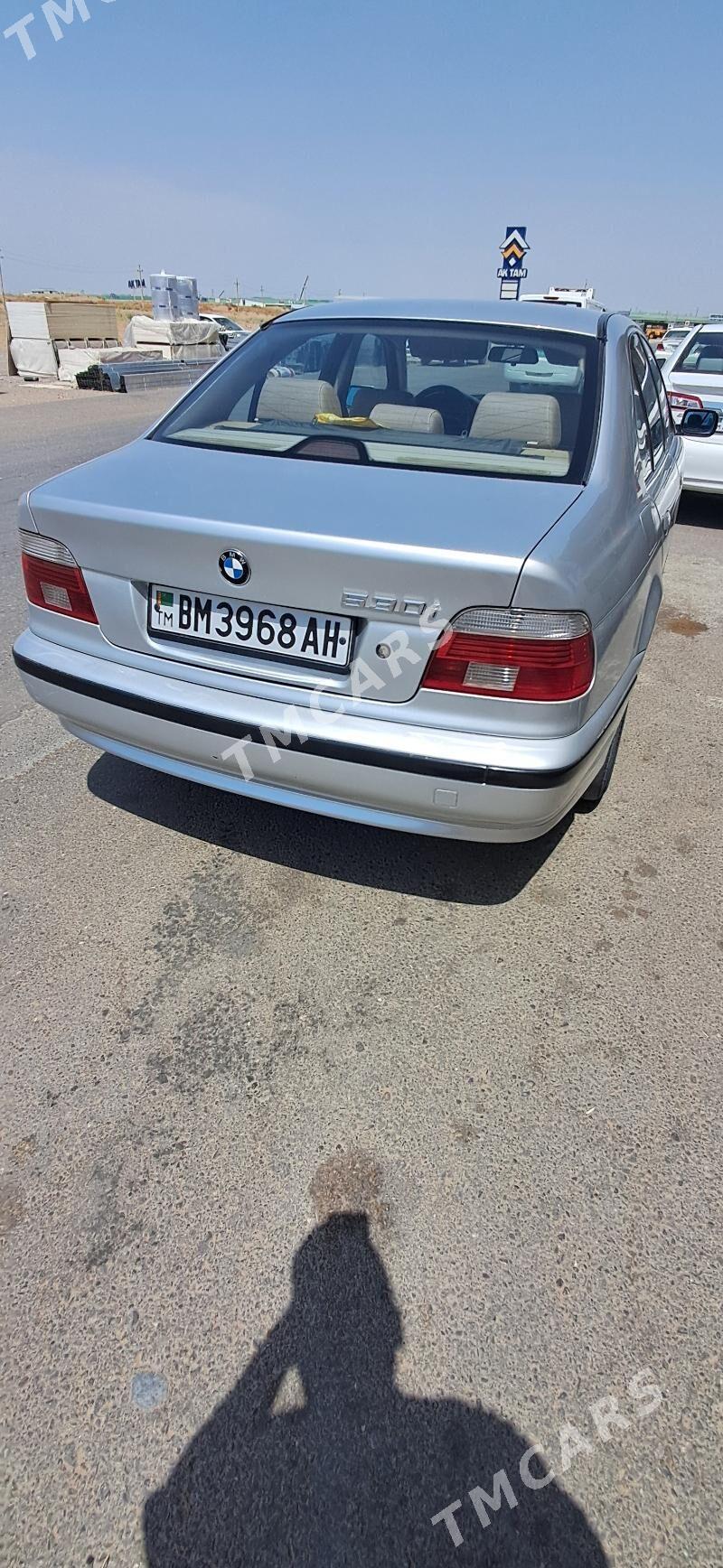 BMW 530 2003 - 115 000 TMT - Aşgabat - img 2