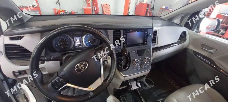 Toyota Sienna 2020 - 430 000 TMT - Ашхабад - img 5