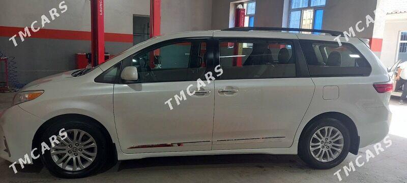 Toyota Sienna 2020 - 430 000 TMT - Aşgabat - img 3