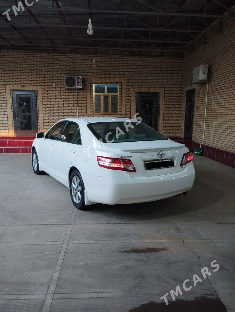 Toyota Camry 2009 - 156 000 TMT - Серахс - img 3