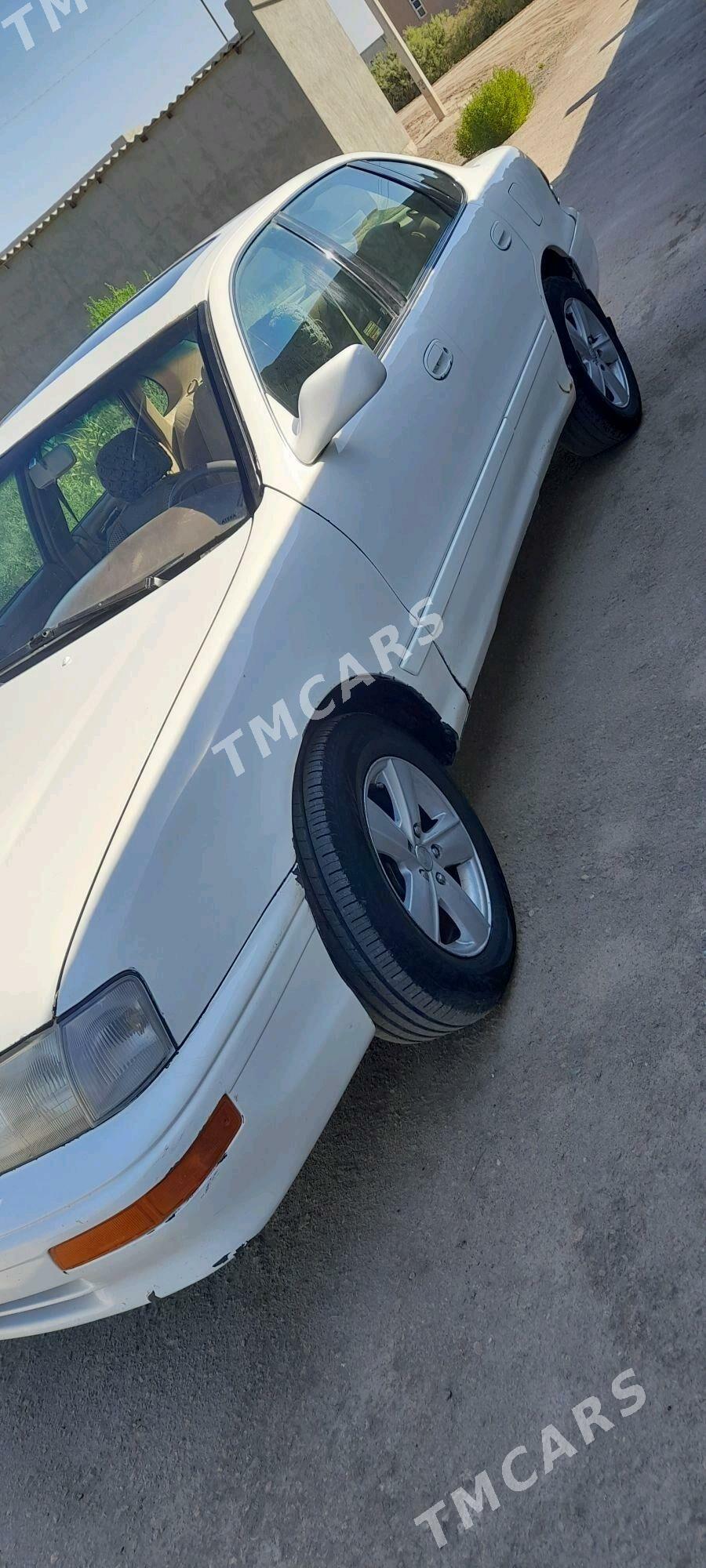 Toyota Avalon 1997 - 74 000 TMT - Гурбансолтан Едже - img 4