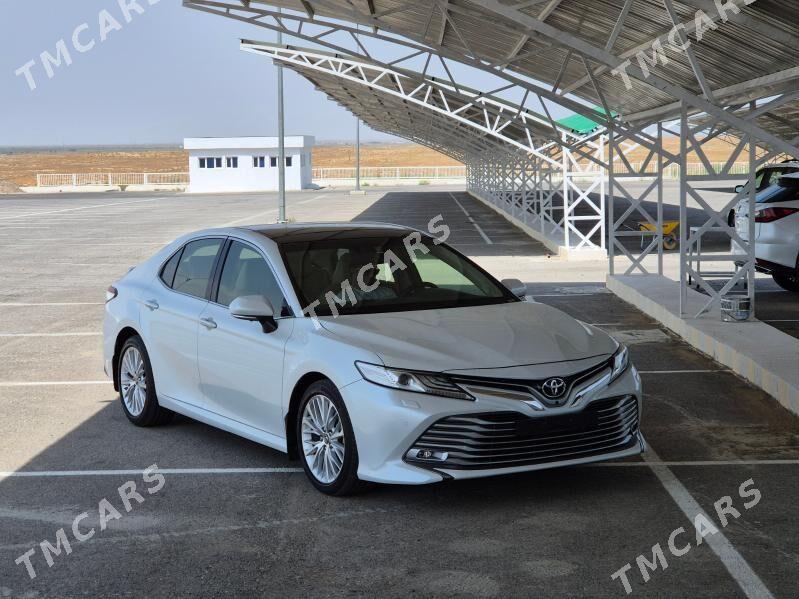 Toyota Camry 2019 - 585 000 TMT - Ашхабад - img 4