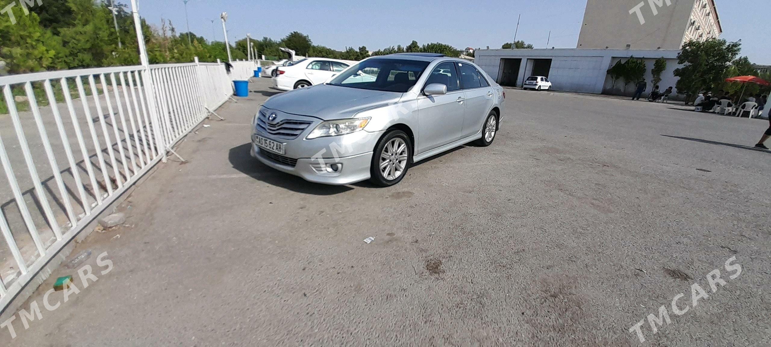 Toyota Camry 2007 - 150 000 TMT - 30 мкр - img 3