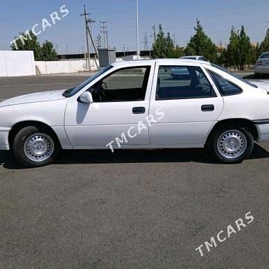 Opel Vectra 1992 - 35 000 TMT - Ak bugdaý etraby - img 3