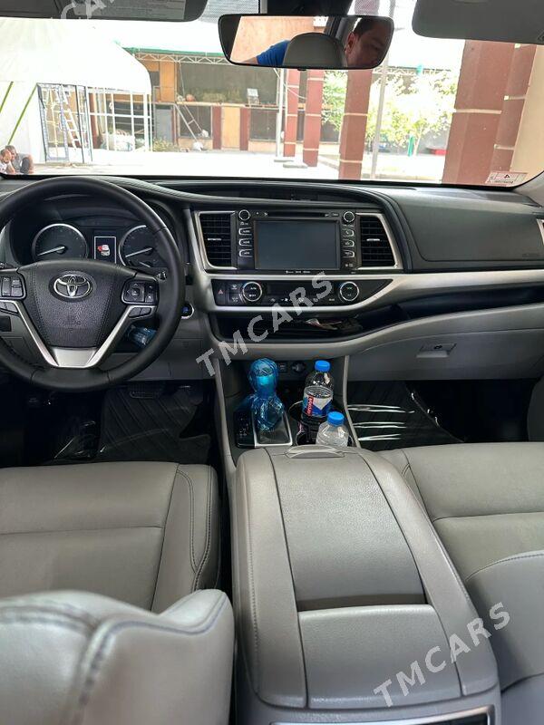 Toyota Highlander 2018 - 530 000 TMT - Aşgabat - img 2