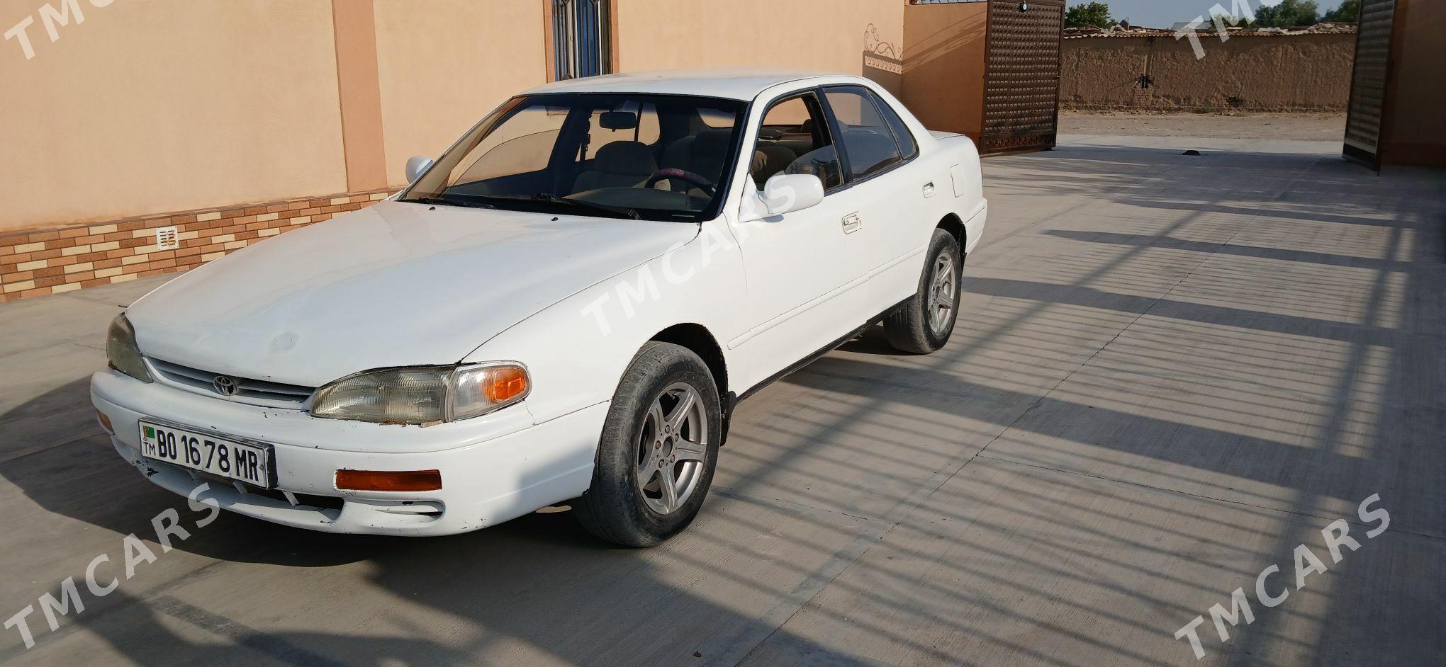 Toyota Camry 1993 - 65 000 TMT - Байрамали - img 8