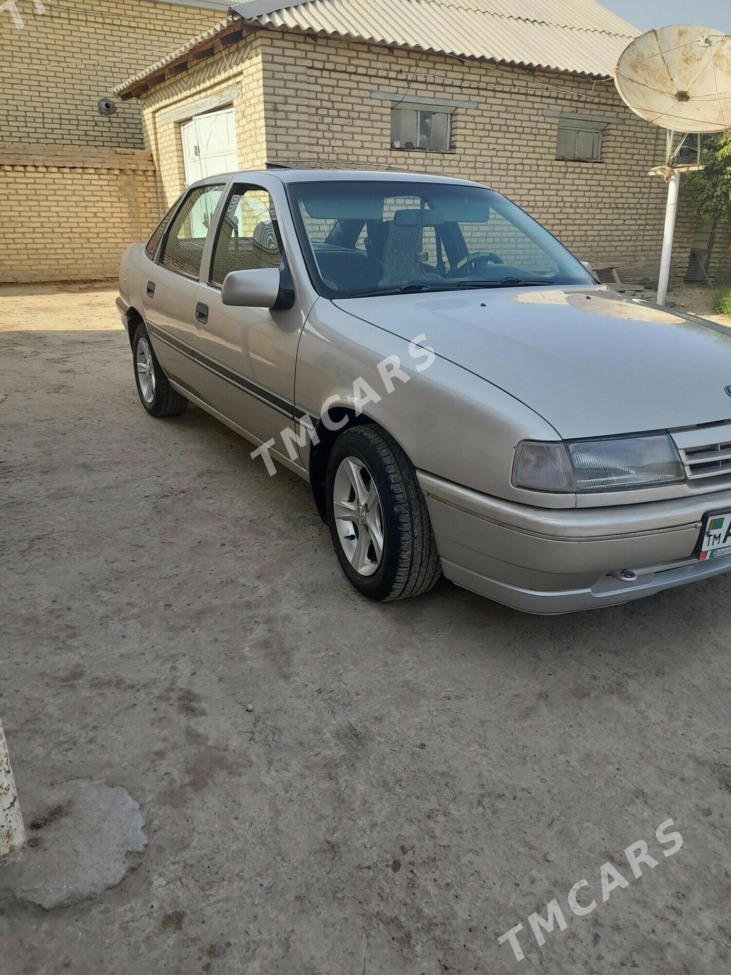 Opel Vectra 1991 - 36 000 TMT - Мары - img 2