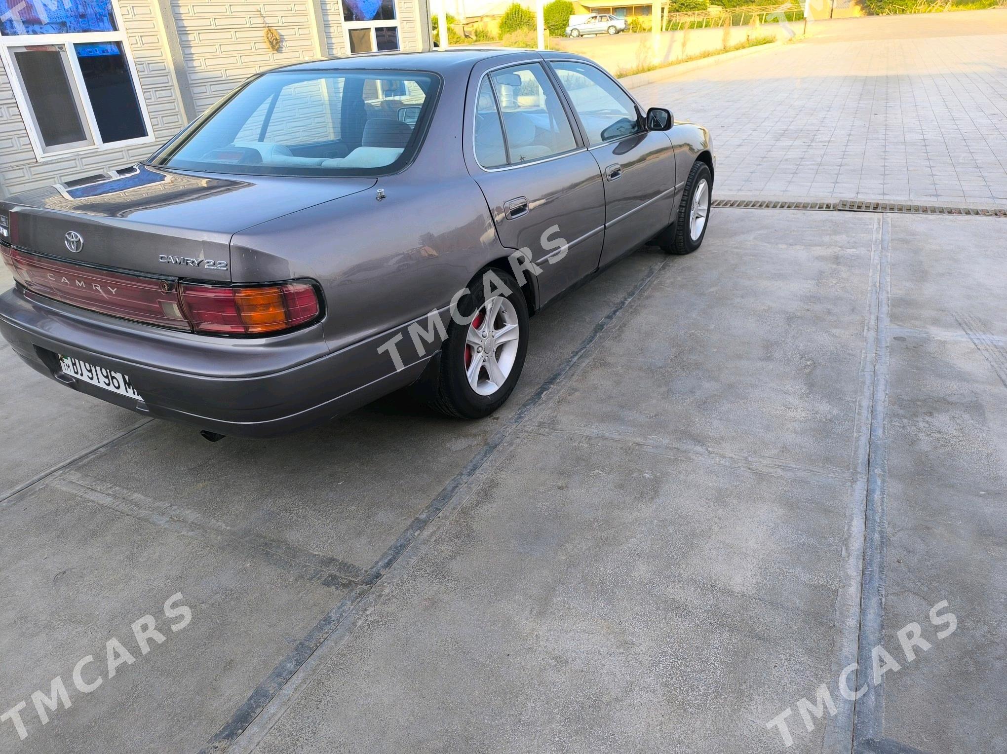 Toyota Camry 1993 - 66 000 TMT - Мургап - img 2