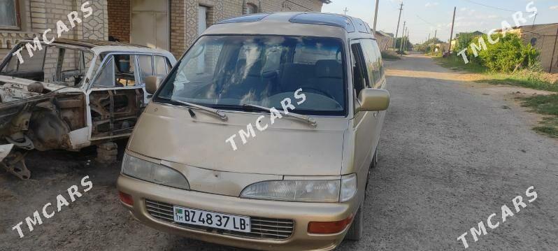 Toyota Town Ace 1992 - 30 000 TMT - Дянев - img 2