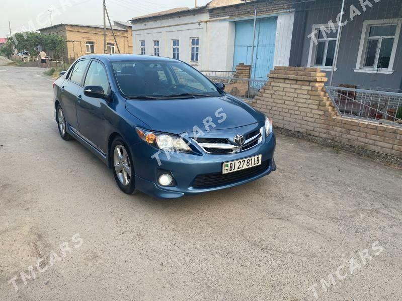 Toyota Corolla 2013 - 150 000 TMT - Туркменабат - img 2