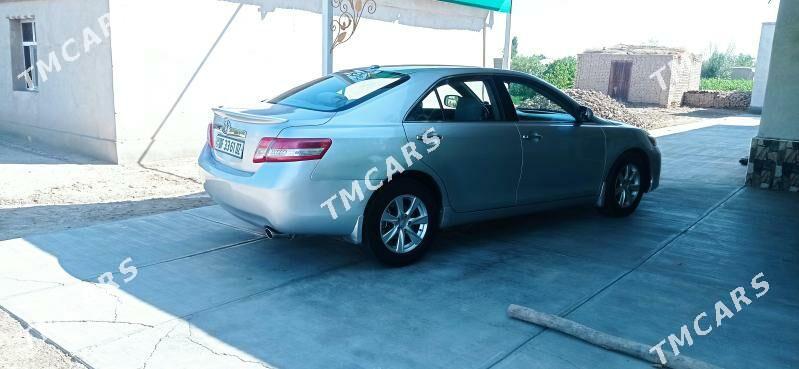 Toyota Camry 2010 - 130 000 TMT - Gubadag - img 4