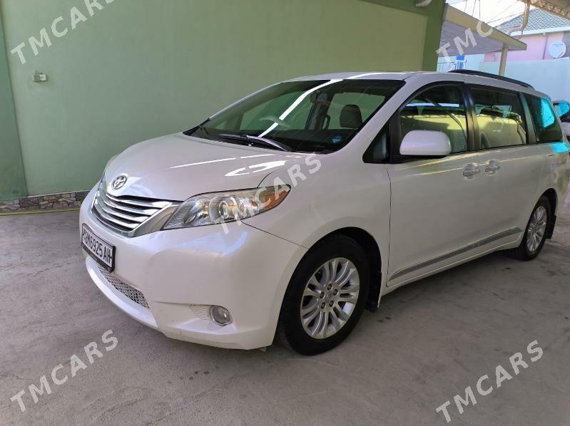 Toyota Sienna 2016 - 450 000 TMT - Анев - img 6