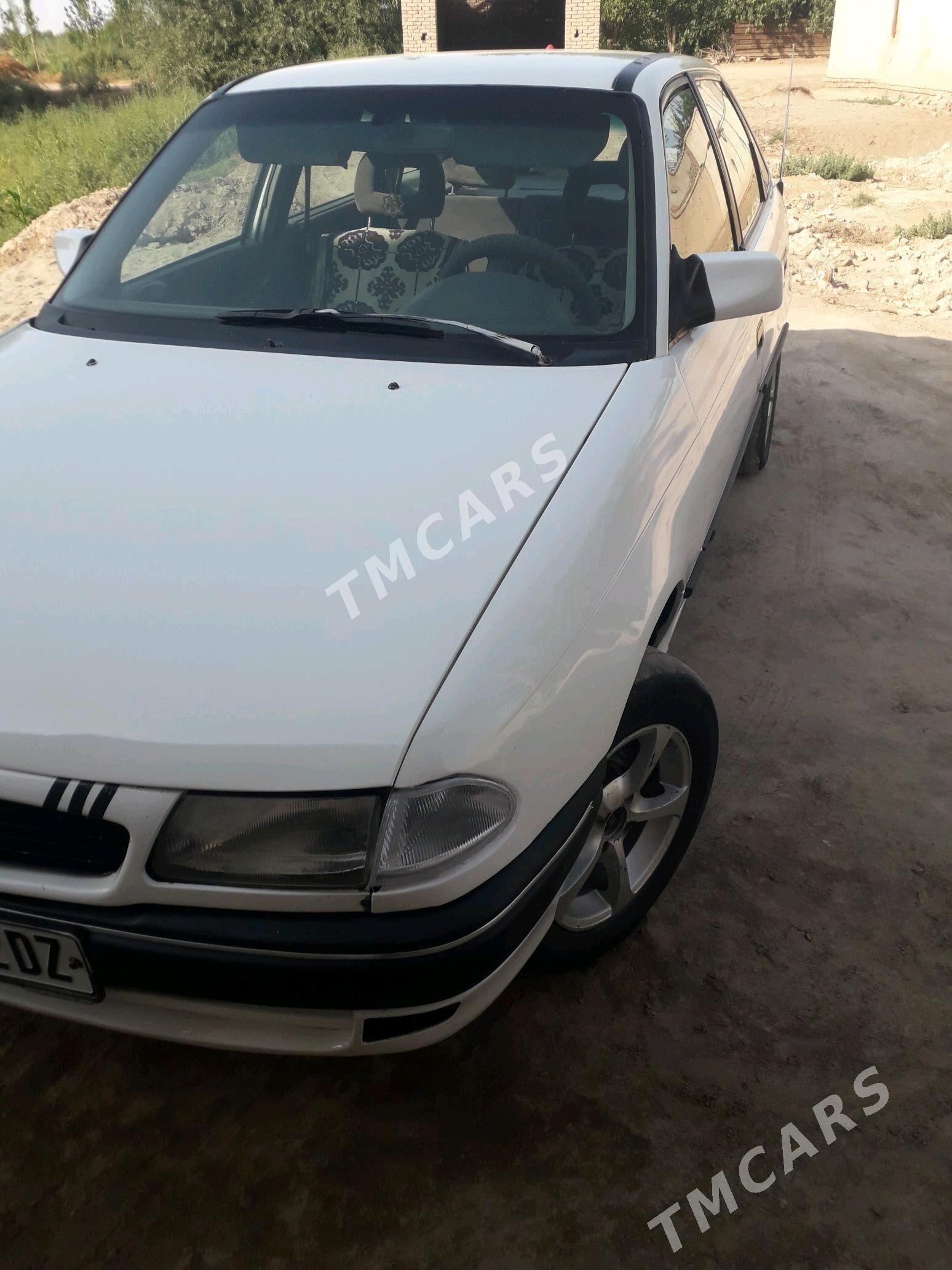Opel Astra 1993 - 42 000 TMT - Şabat etr. - img 3