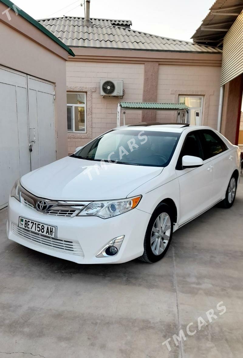 Toyota Camry 2011 - 260 000 TMT - Бахарден - img 3