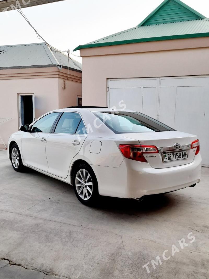 Toyota Camry 2011 - 260 000 TMT - Bäherden - img 4