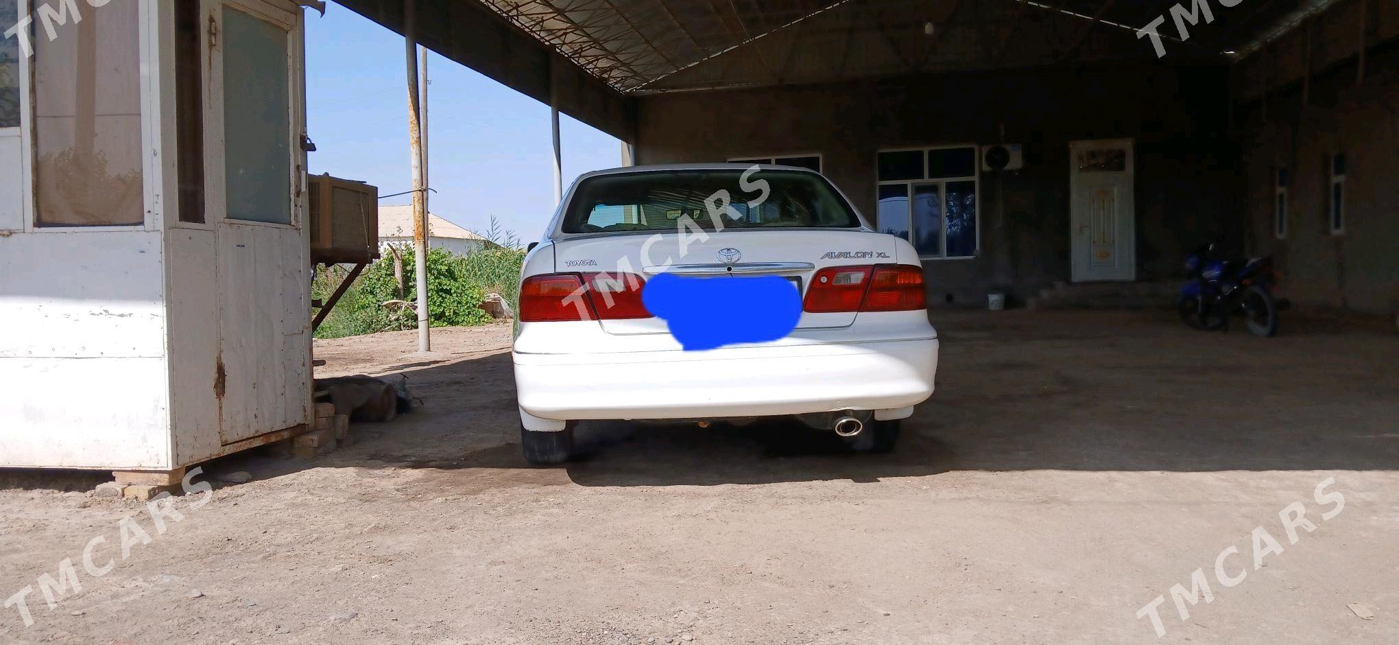 Toyota Avalon 1999 - 112 000 TMT - Туркменгала - img 5