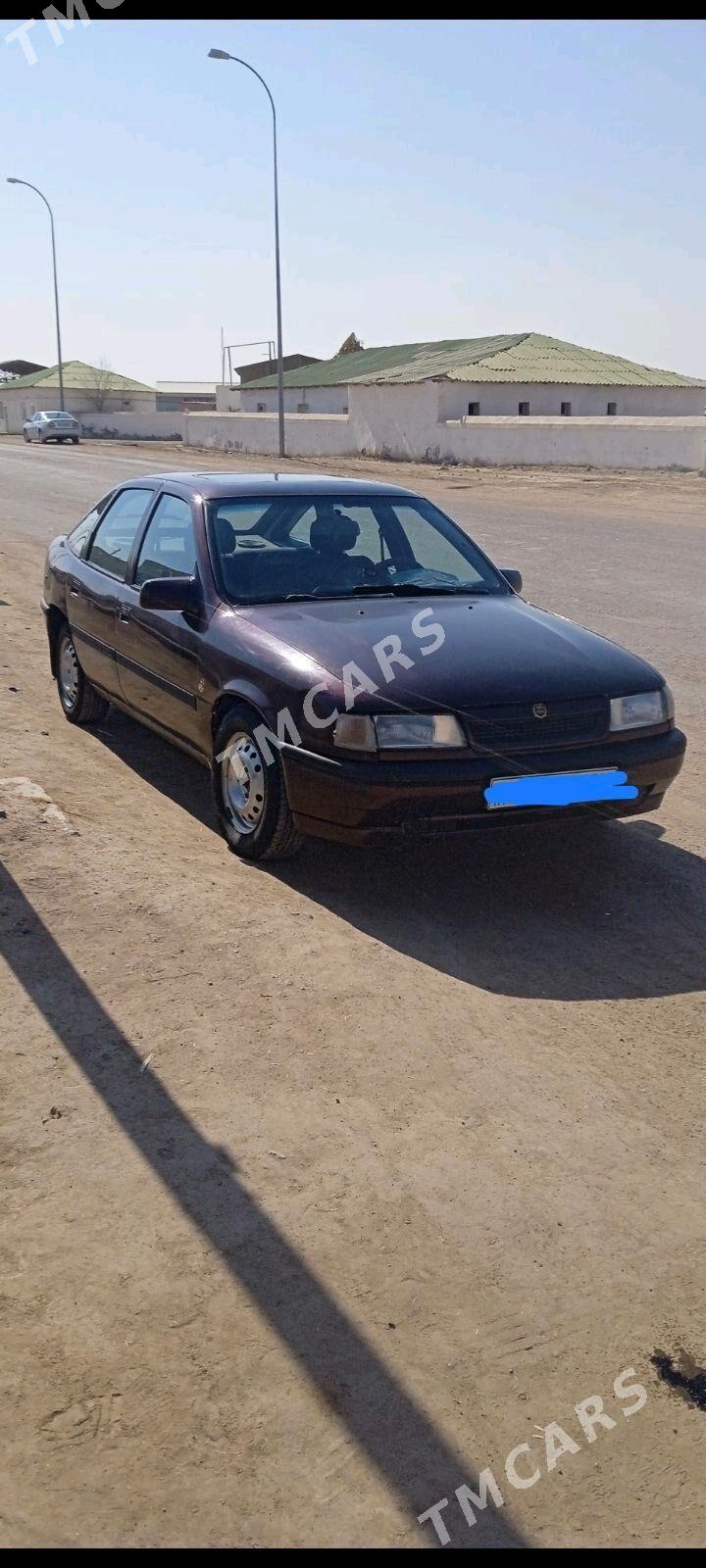 Opel Vectra 1992 - 26 000 TMT - Болдумсаз - img 3