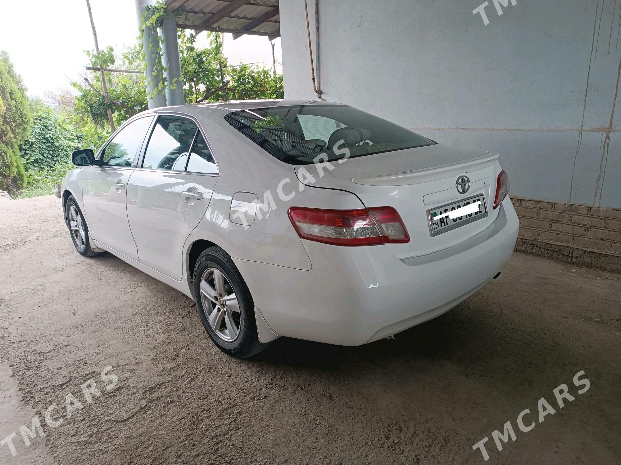 Toyota Camry 2010 - 135 000 TMT - Гороглы (Тагта) - img 4